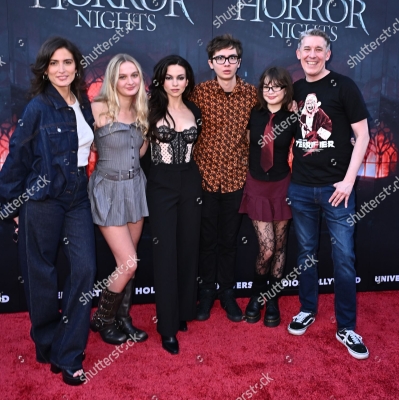 Halloween_Horror_Nights_Opening_Night_2025_282529.jpg